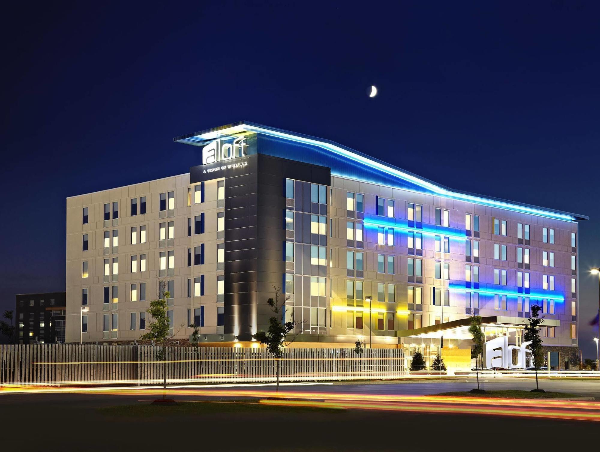 Aloft Vaughan Mills Exteriör bild